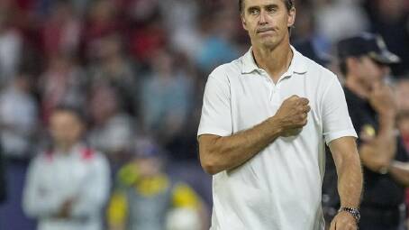 Julen Lopetegui is expected to replace David Moyes, whose tenure at West Ham finishes this season. (AP PHOTO)